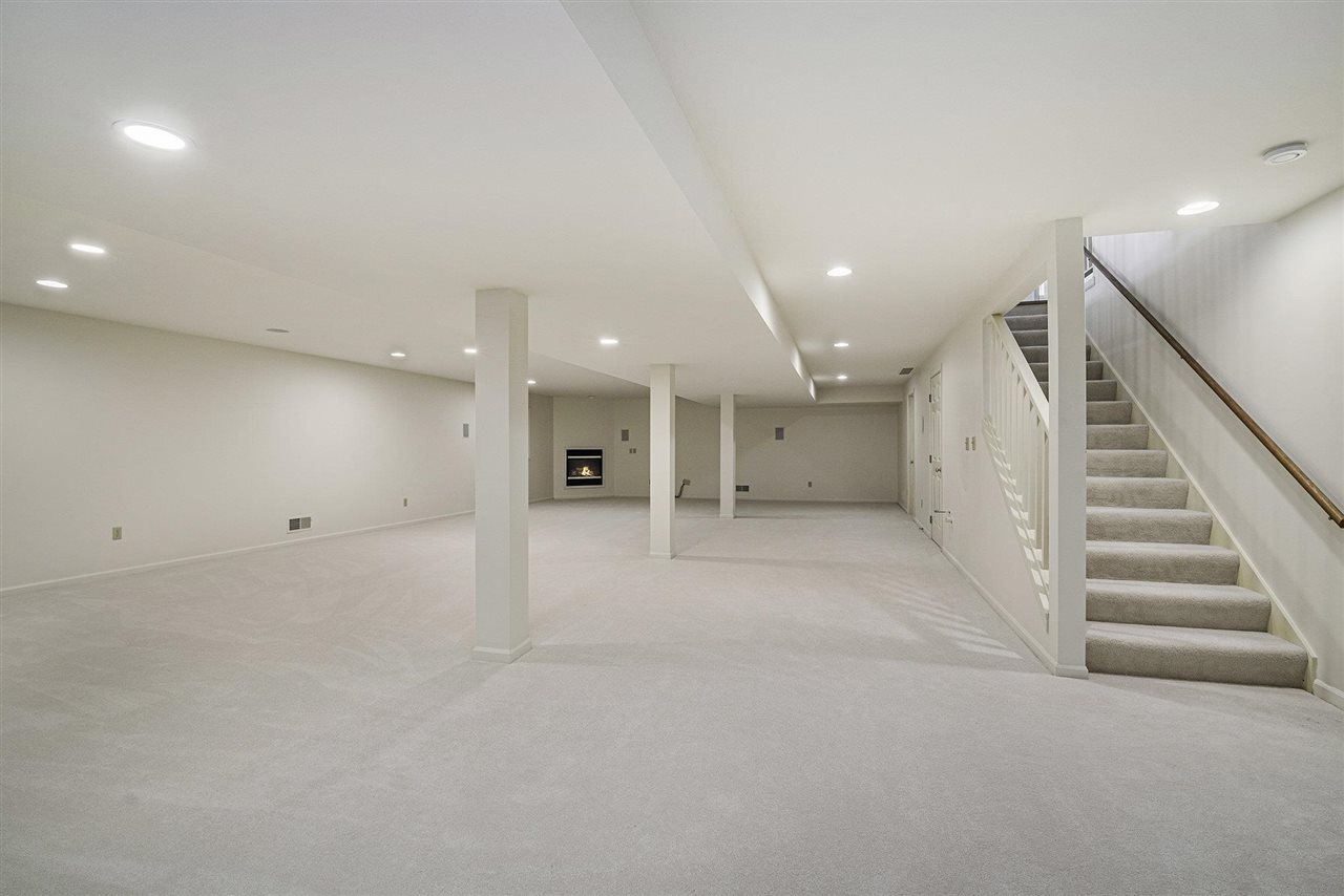 860 Crooked Tree Drive Unit: 2