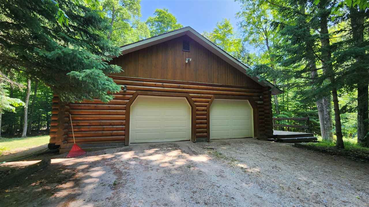 4646 Zmikly Road