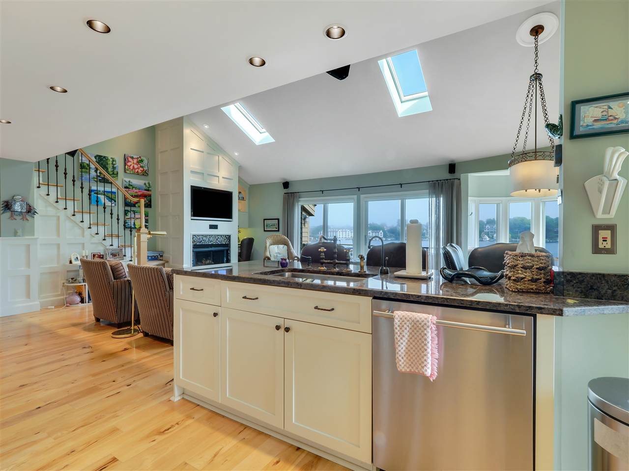 207 Belvedere Avenue Unit: 36 & 11