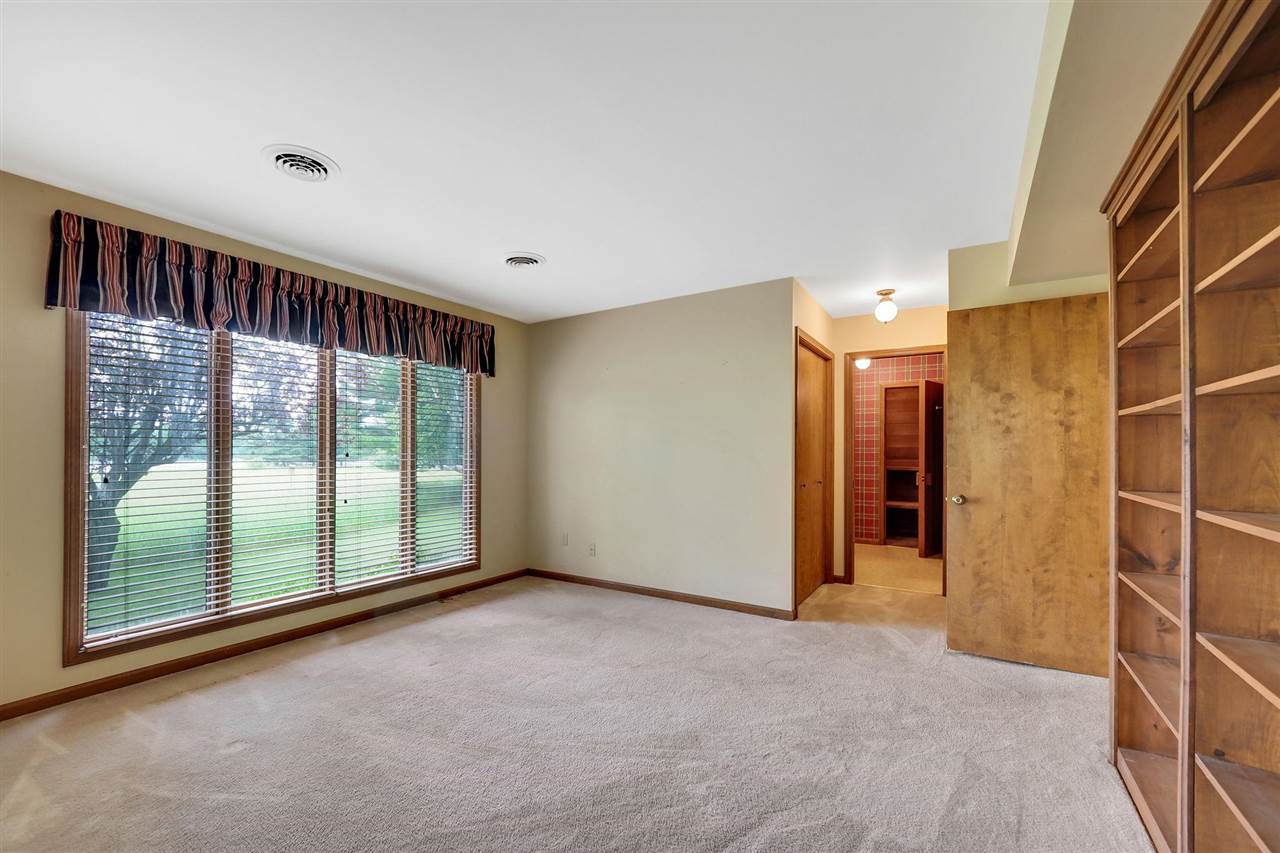 1246 Pine Tree Trail