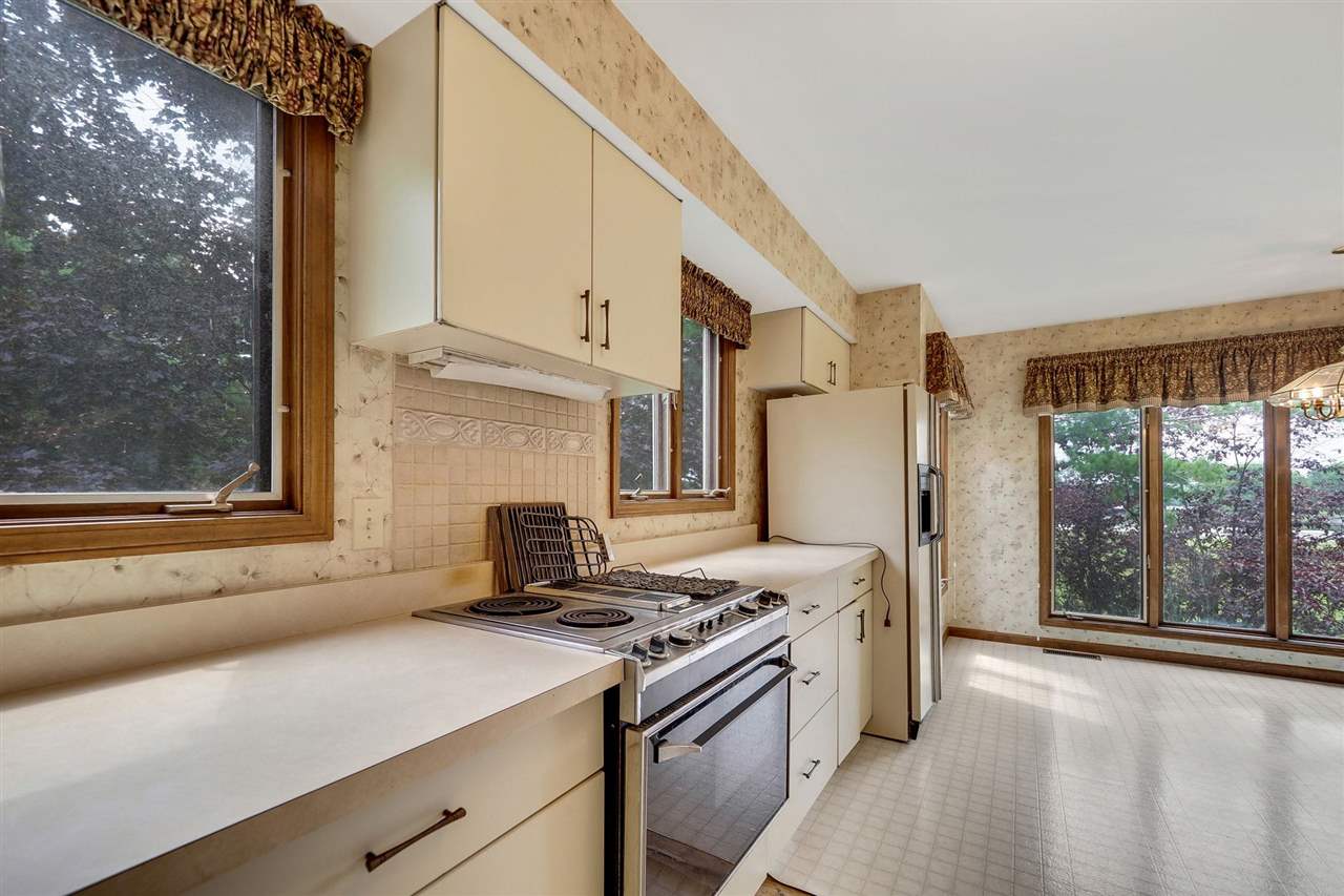 1246 Pine Tree Trail