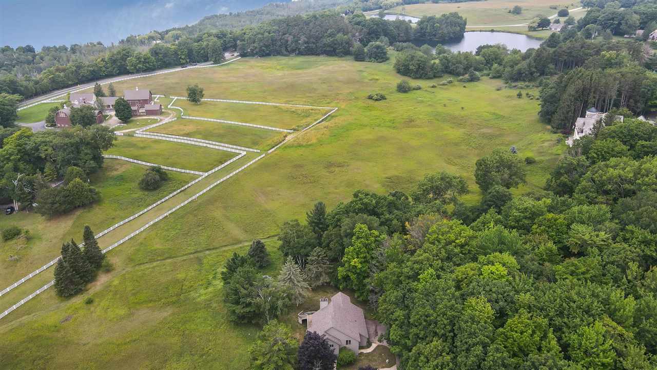 1246 Pine Tree Trail