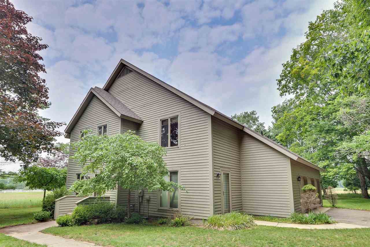 1246 Pine Tree Trail