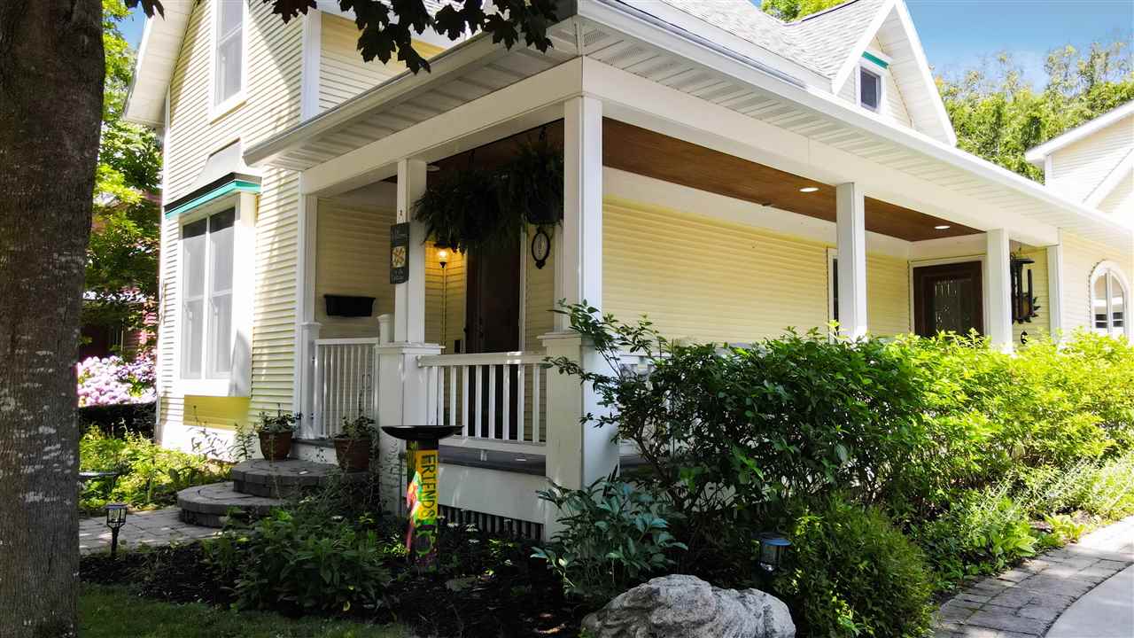 305 Antrim Street