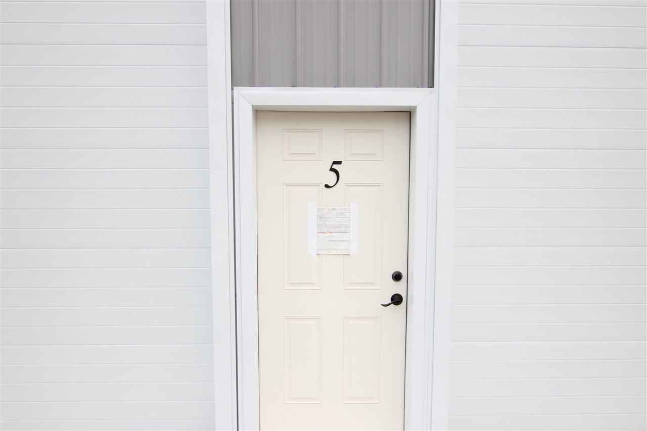 13715 Clark Road Unit: 5