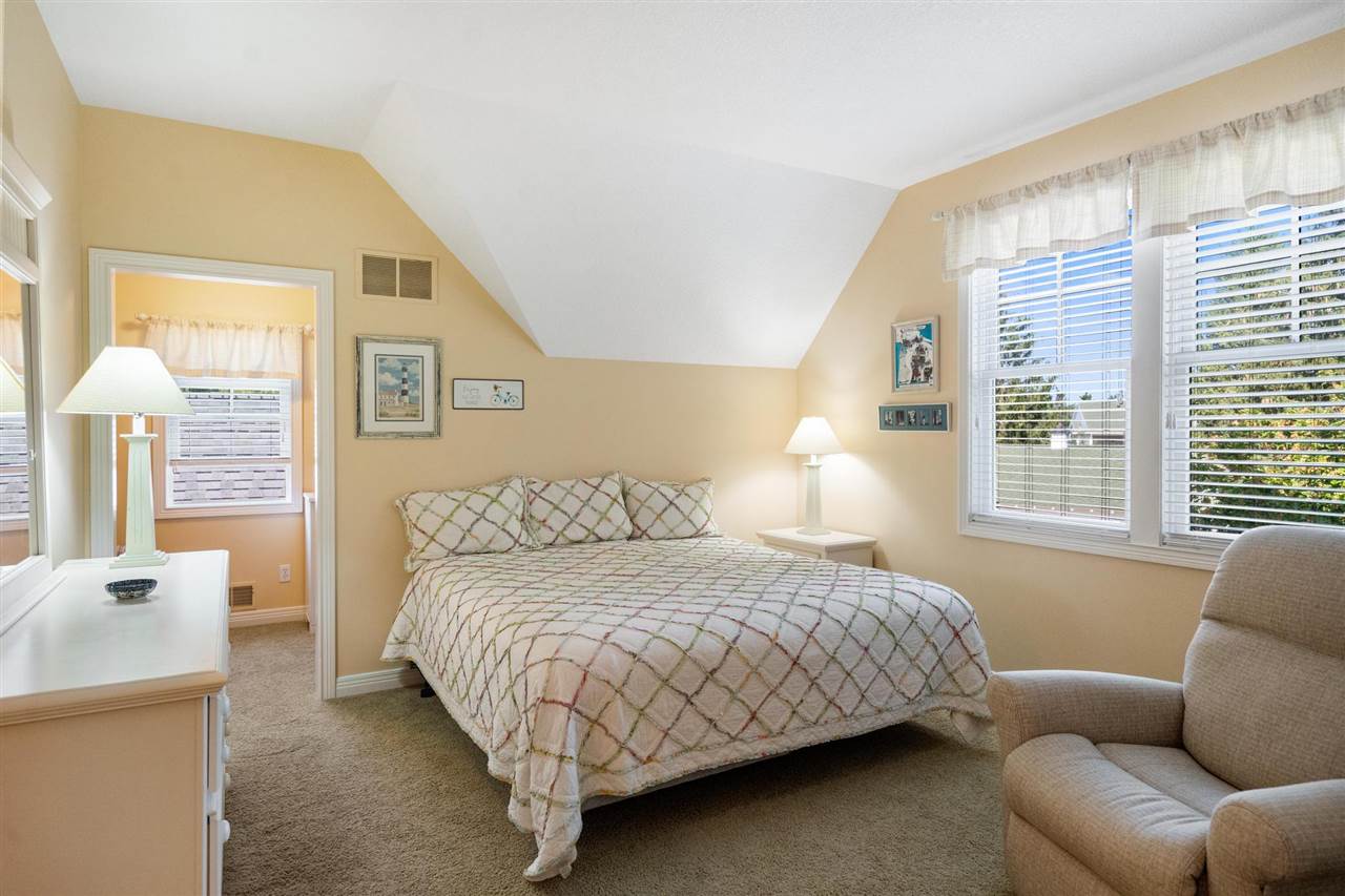 09512 Stonebrook Drive
