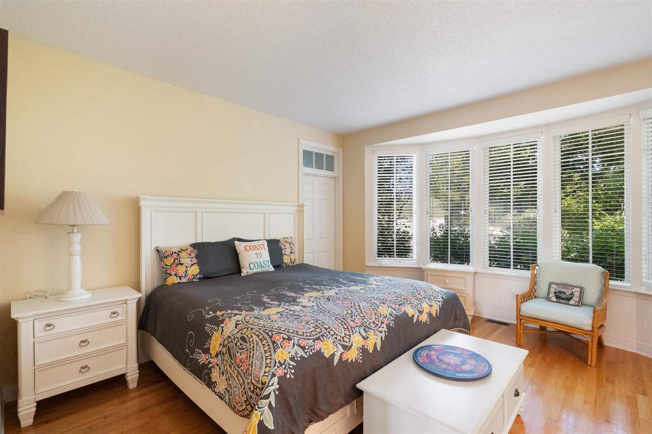 09512 Stonebrook Drive