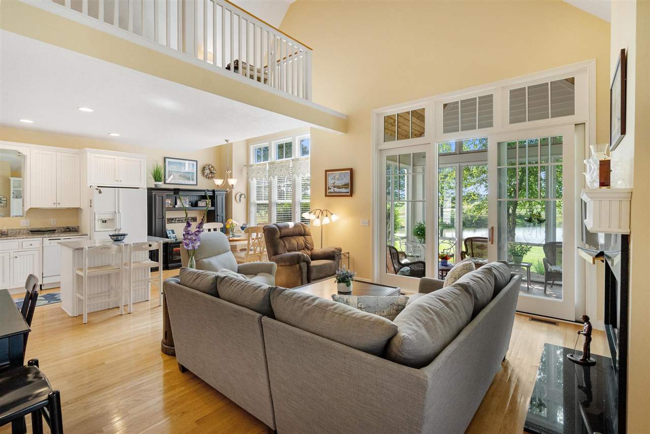 09512 Stonebrook Drive