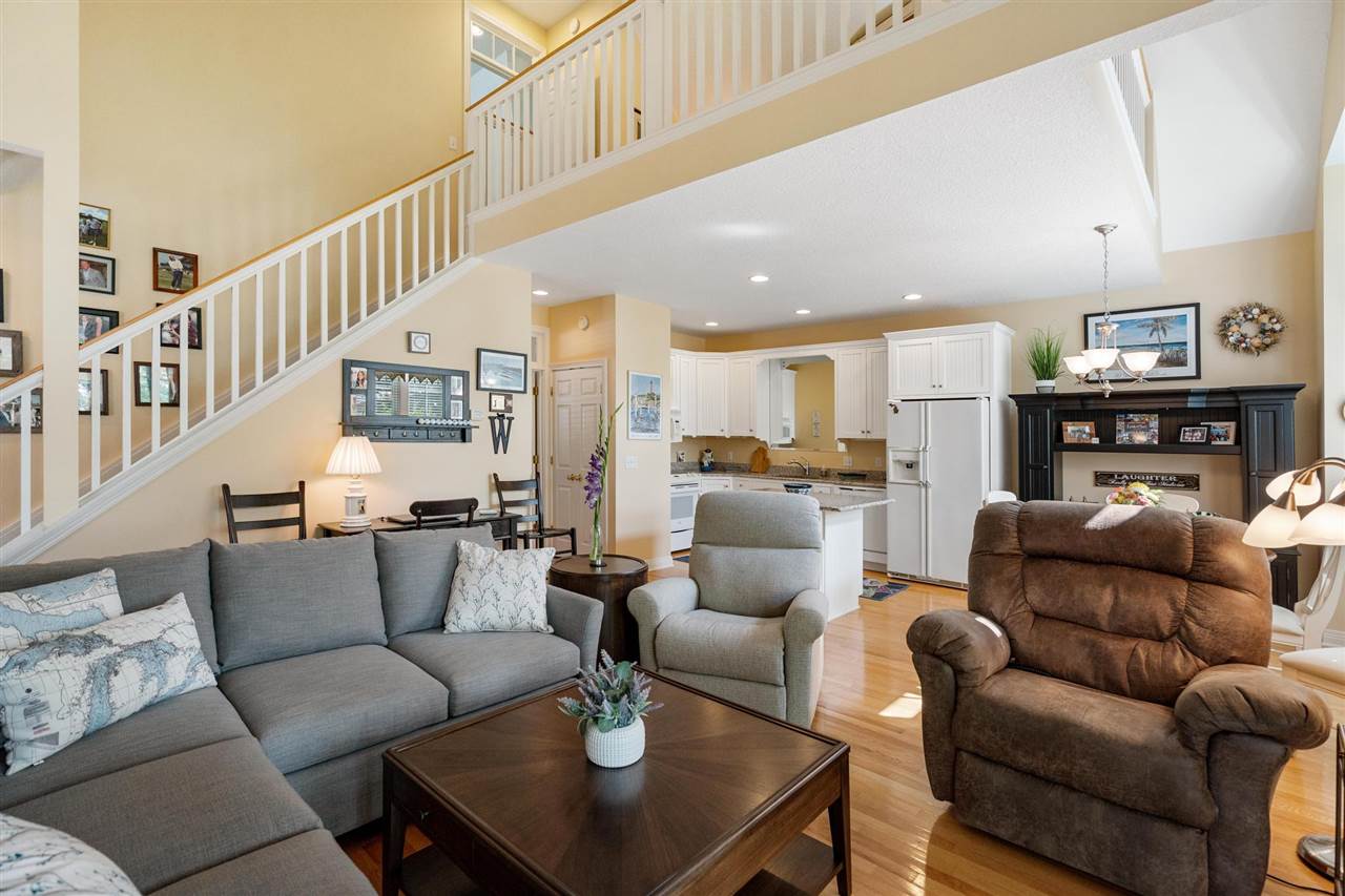 09512 Stonebrook Drive