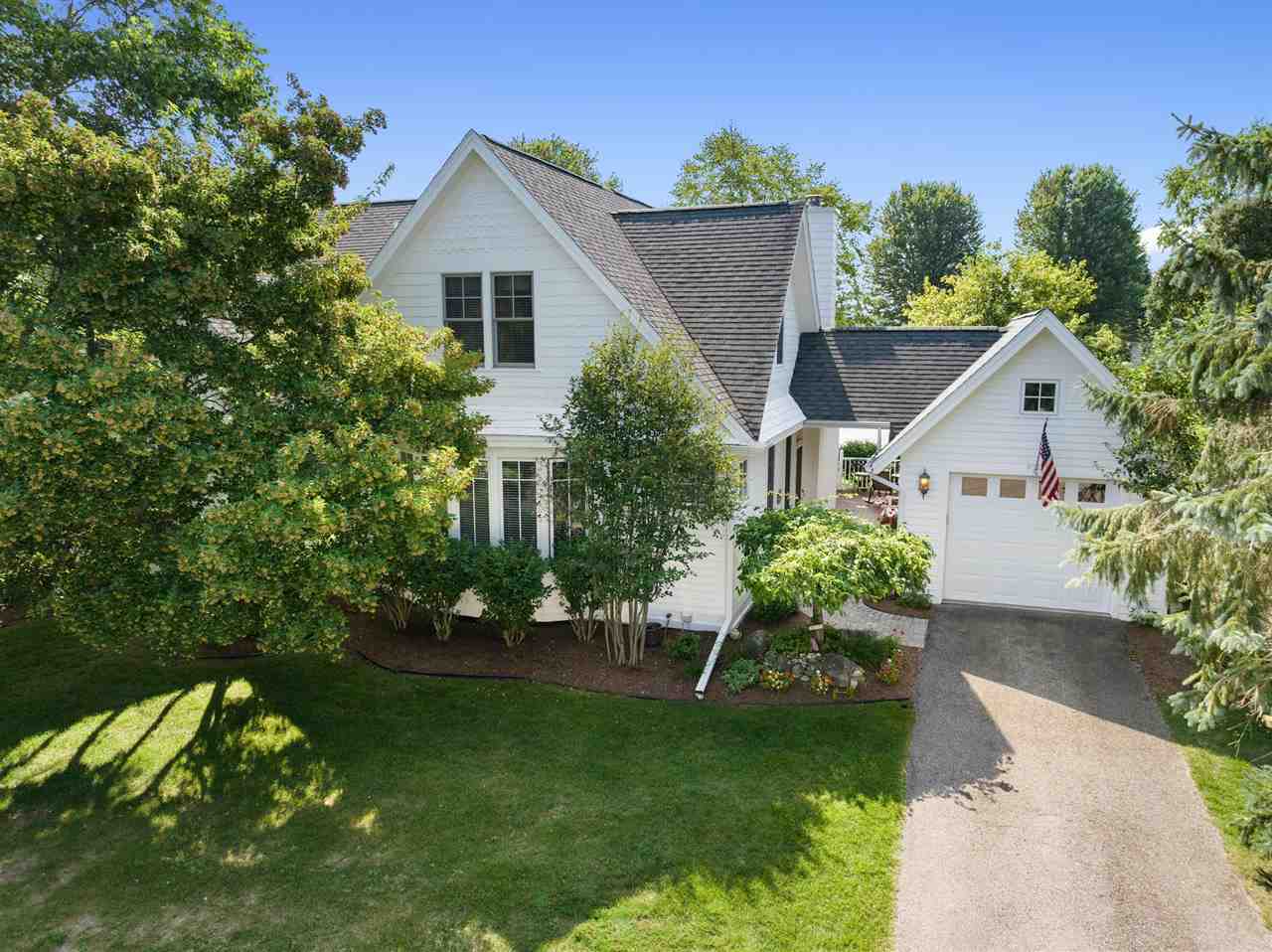 09512 Stonebrook Drive