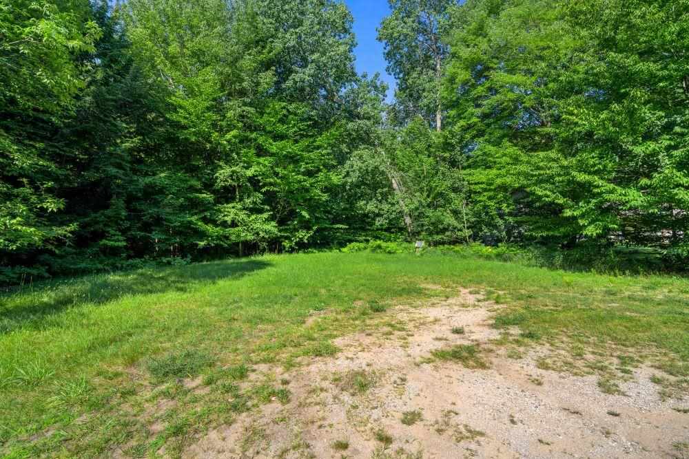 8688 & 8706 Cedar Creek Drive