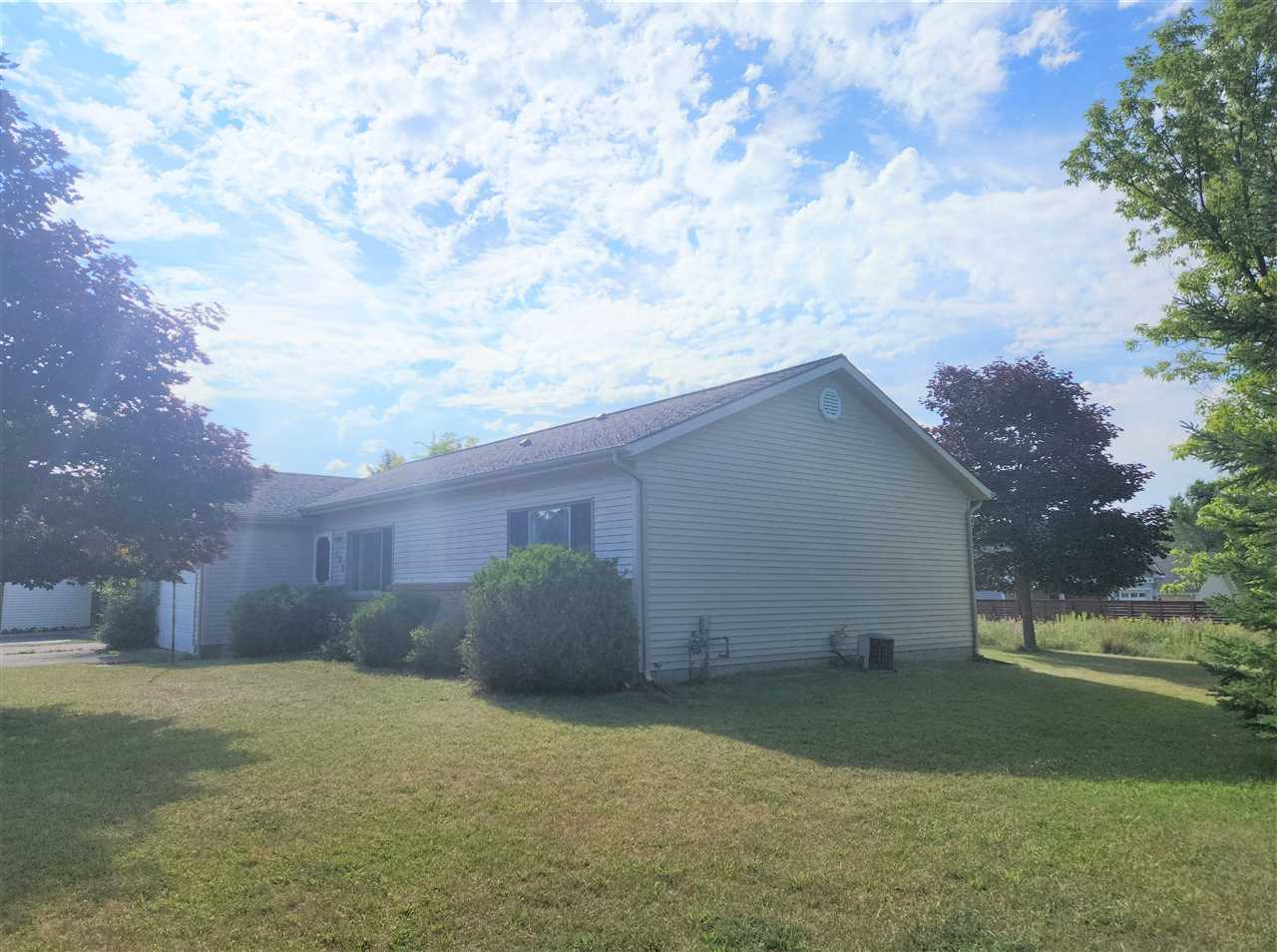 508 College View Dr.