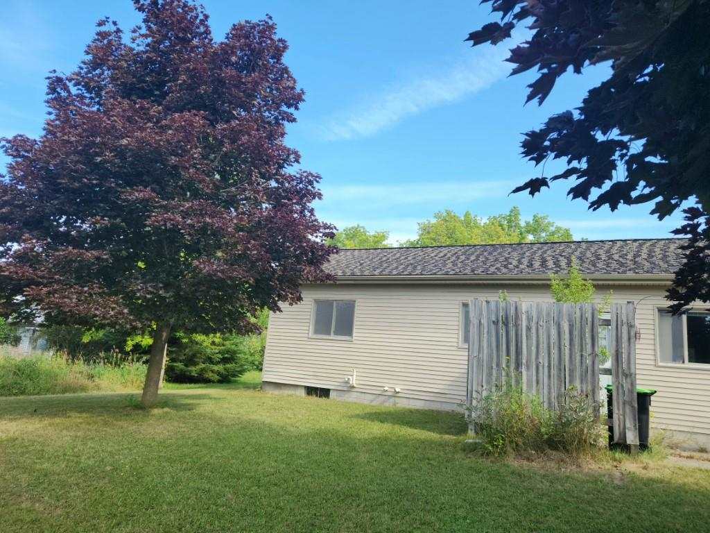508 College View Dr.