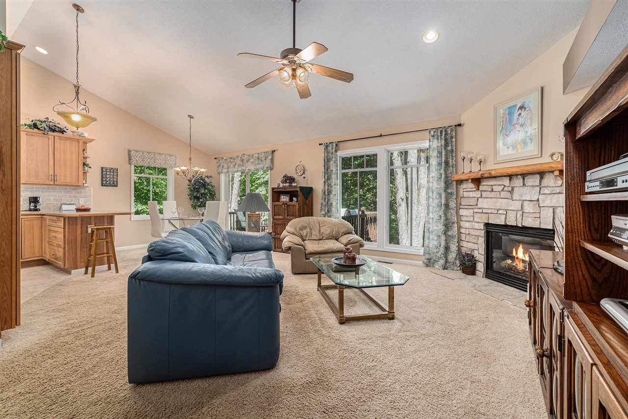 8576 Ridgeway Road
