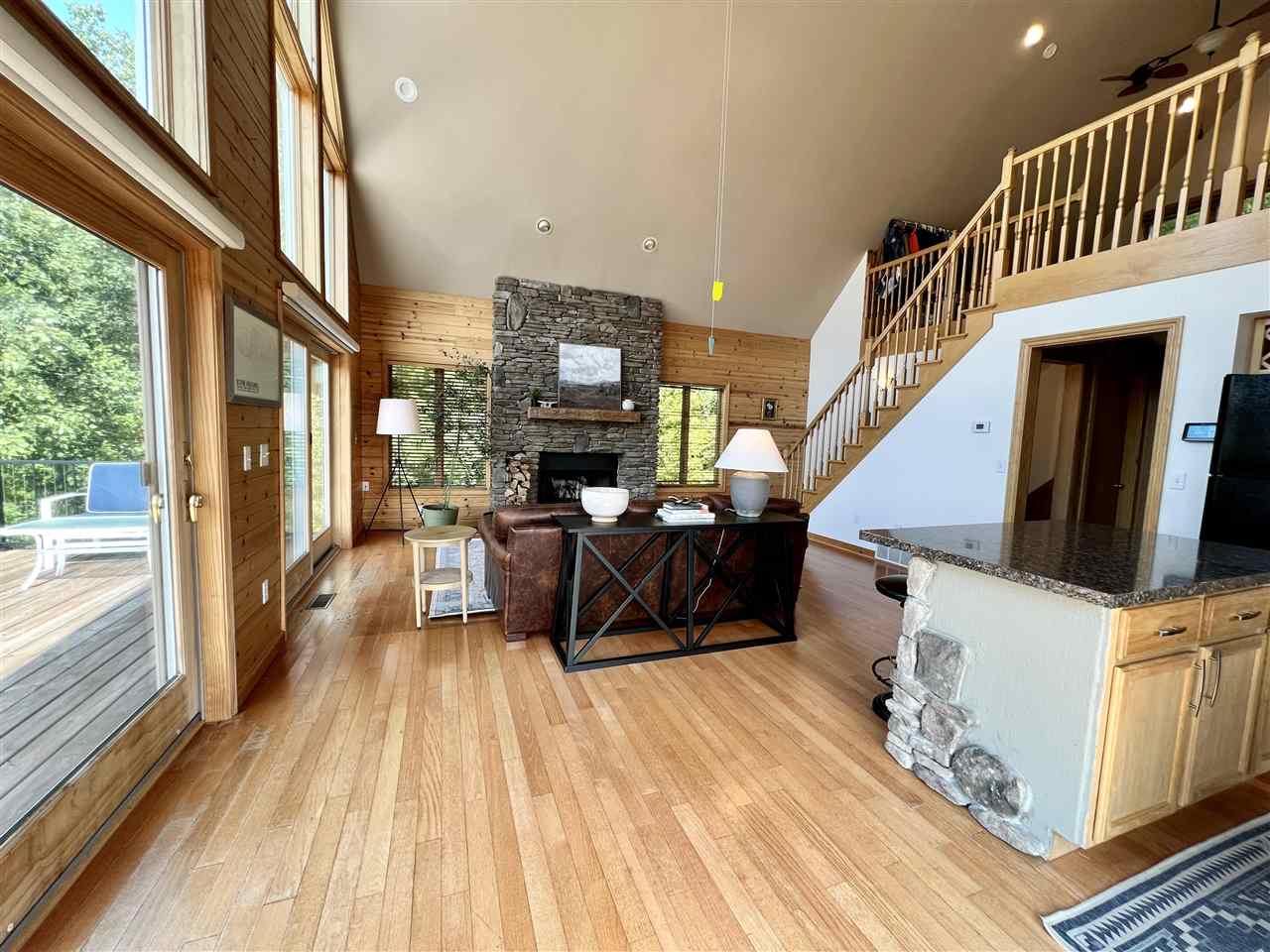 290 Highlands Pike