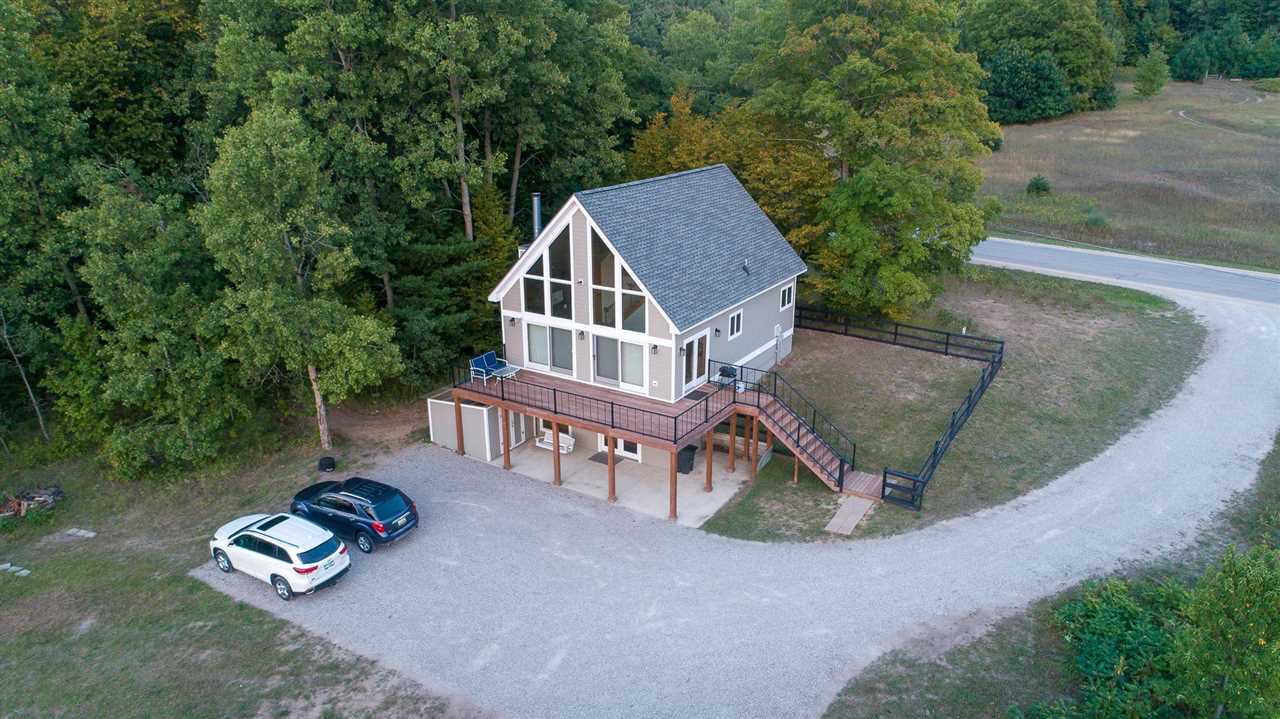 290 Highlands Pike