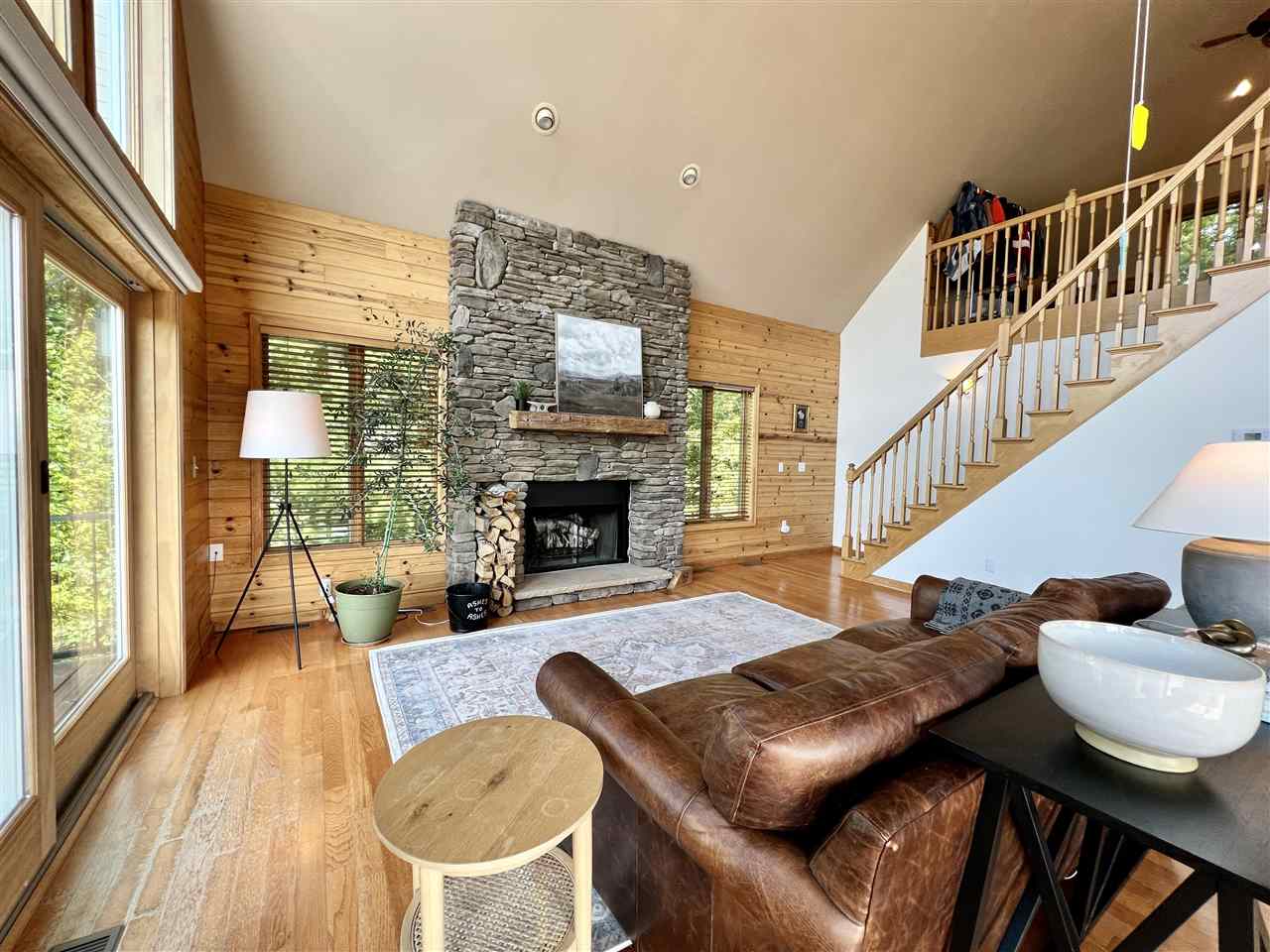 290 Highlands Pike