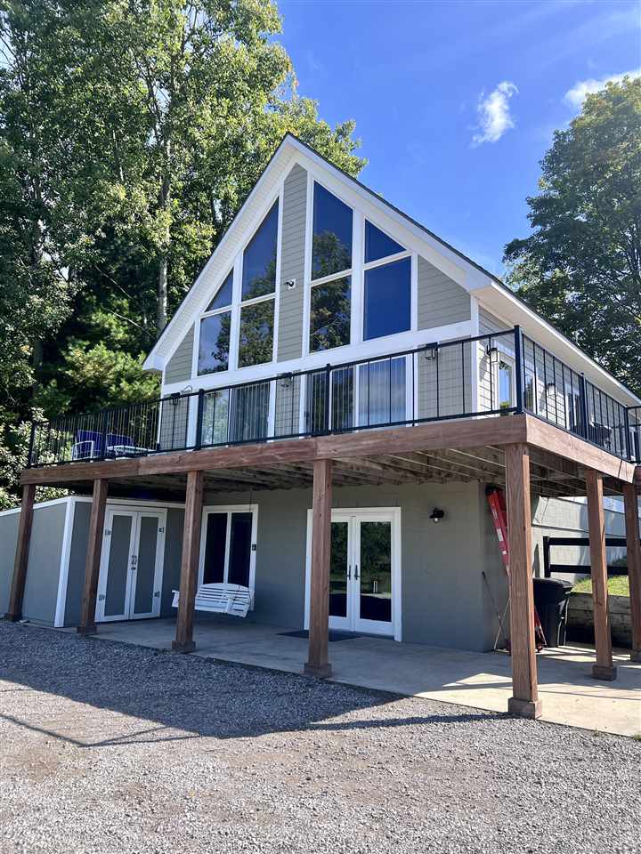 290 Highlands Pike