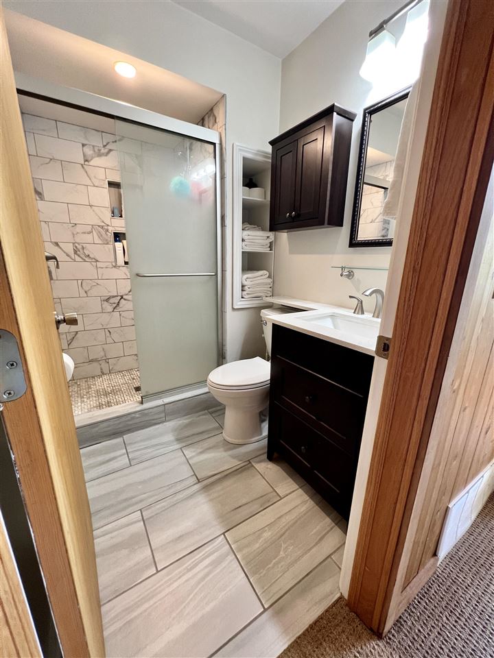 290 Highlands Pike