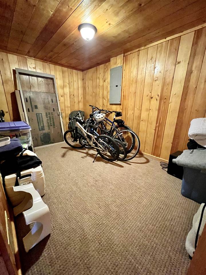 290 Highlands Pike