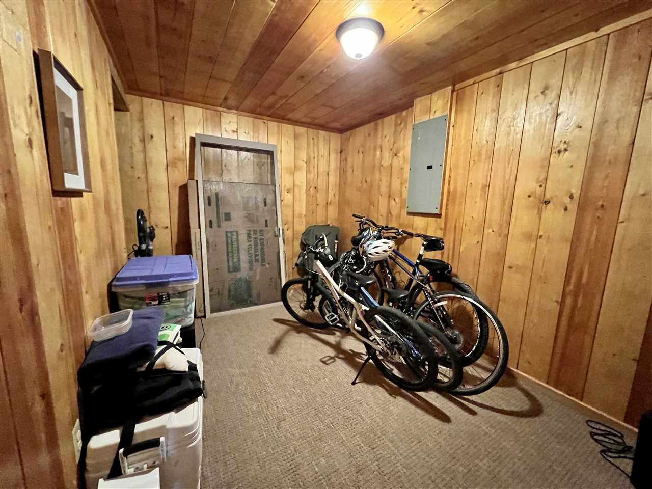 290 Highlands Pike
