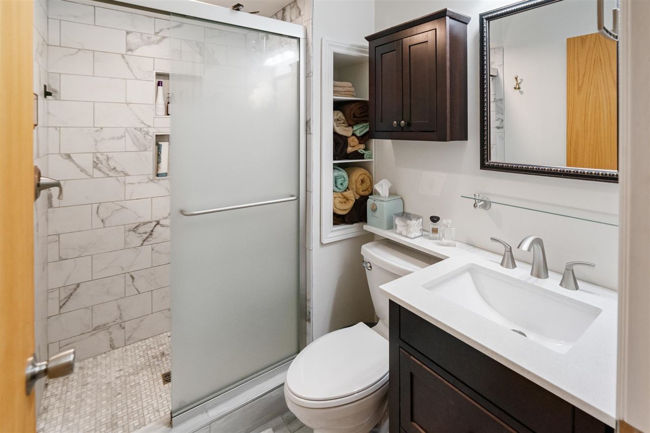 290 Highlands Pike