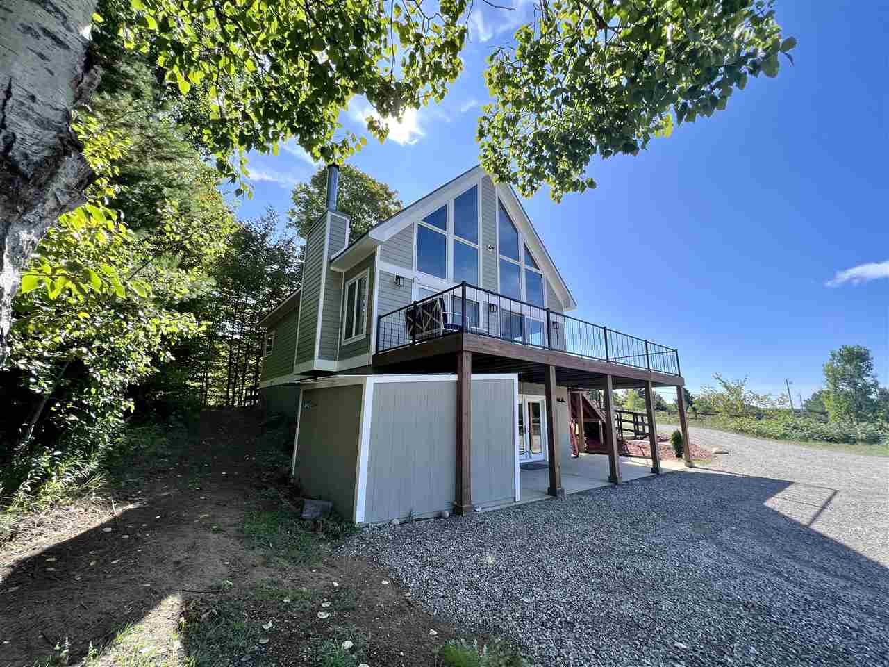290 Highlands Pike