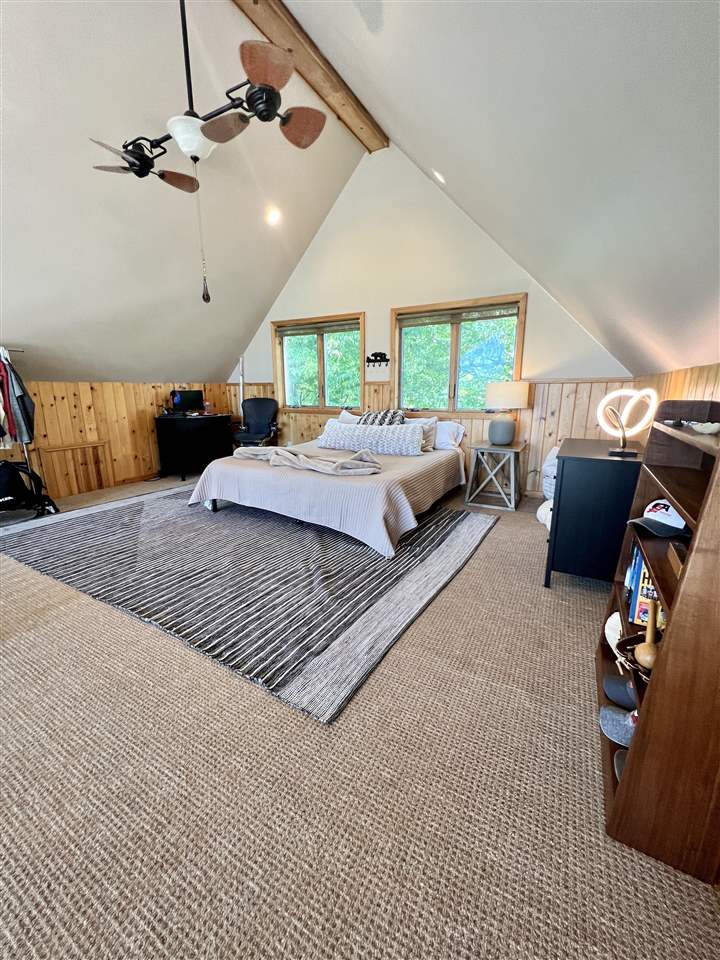 290 Highlands Pike