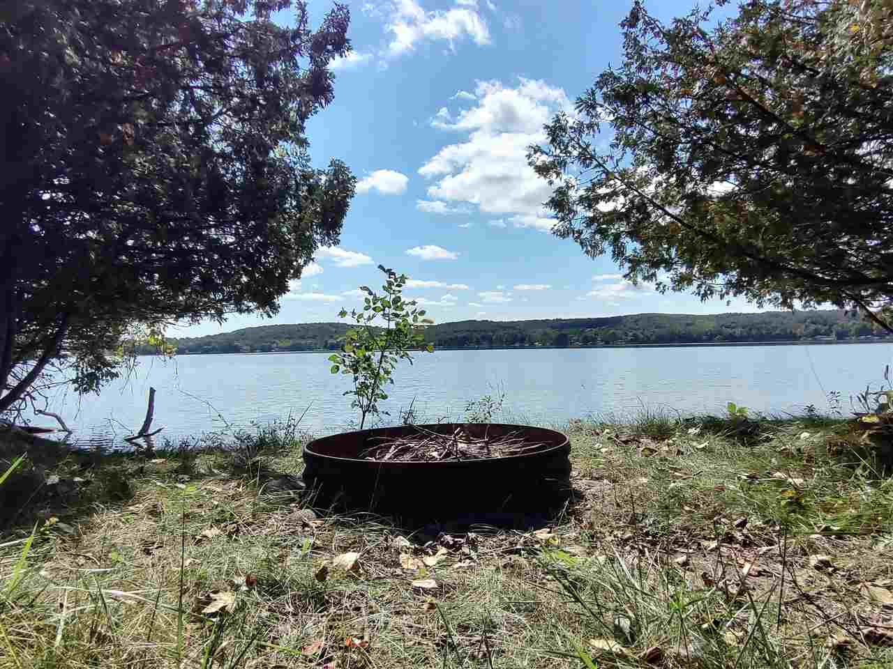 220 S Intermediate Lake Road
