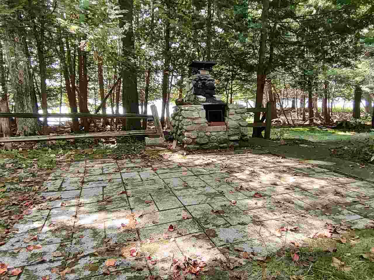 220 S Intermediate Lake Road