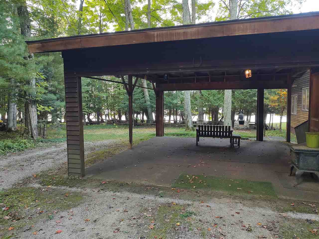 220 S Intermediate Lake Road