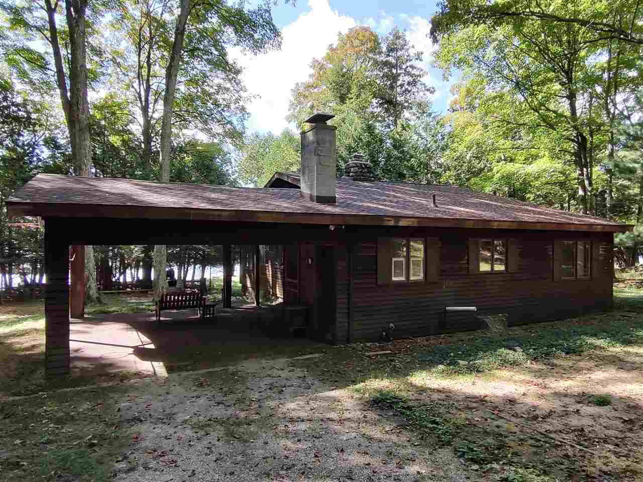 220 S Intermediate Lake Road