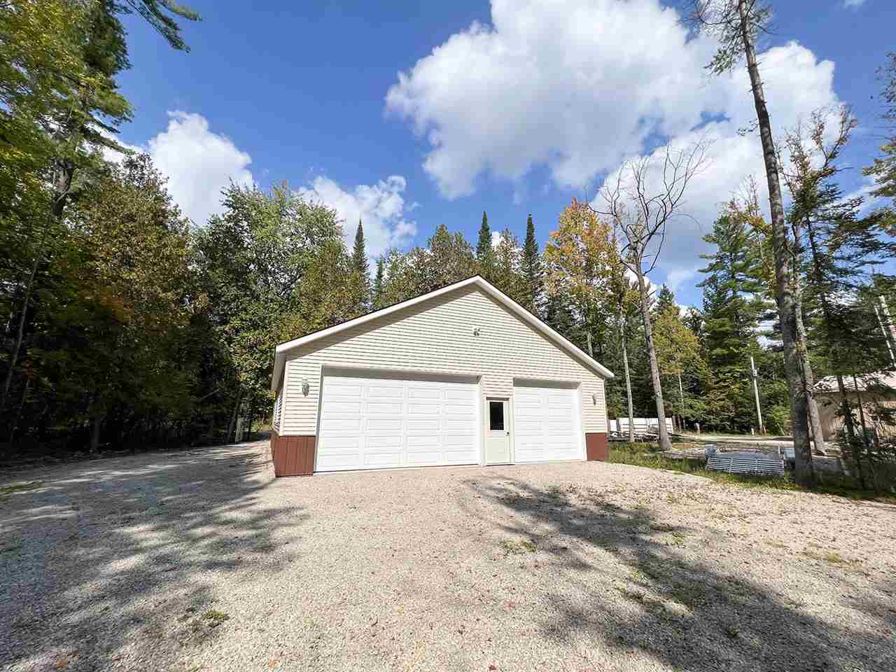 13219 North Shore Drive