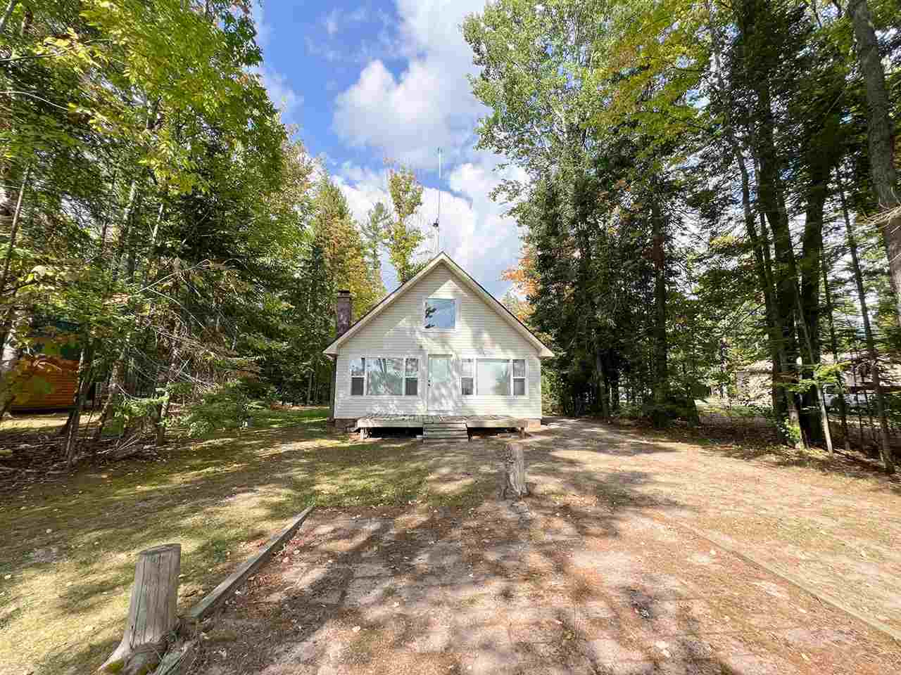 13219 North Shore Drive