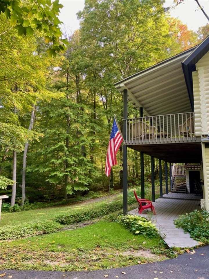 127 Beaux Rivage Drive