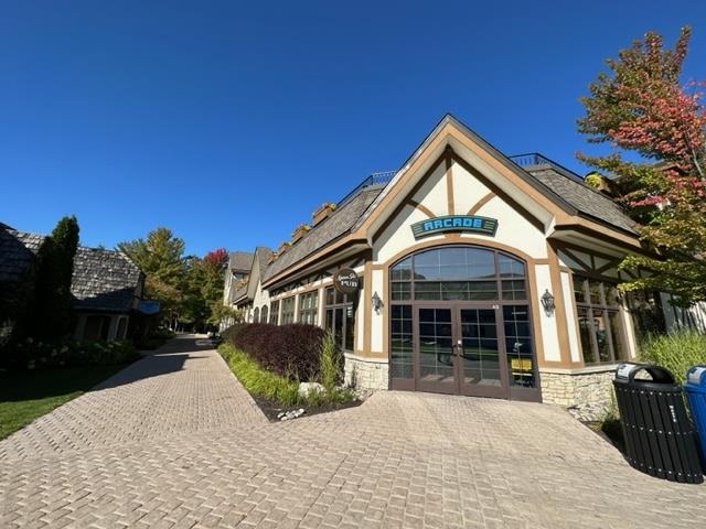 02780 Boyne Mountain Road Unit: 145 door 372