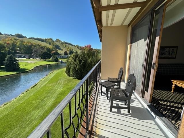 02780 Boyne Mountain Road Unit: 145 door 372