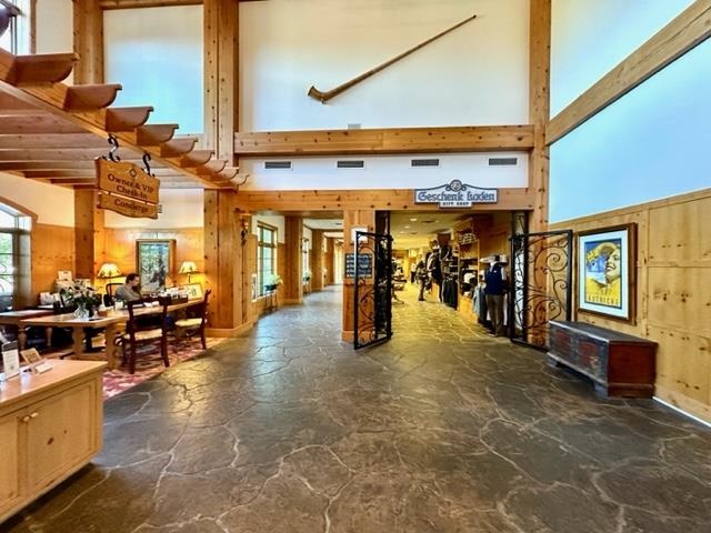 02780 Boyne Mountain Road Unit: 145 door 372