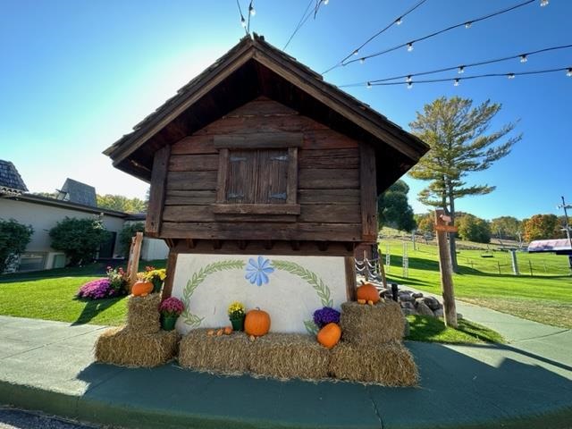 02780 Boyne Mountain Road Unit: 145 door 372