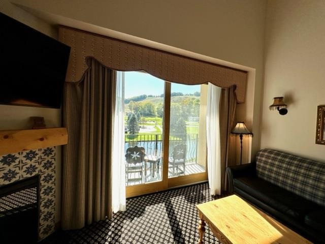 02780 Boyne Mountain Road Unit: 145 door 372