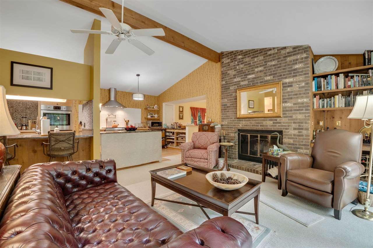 1324 Pine Tree Trail