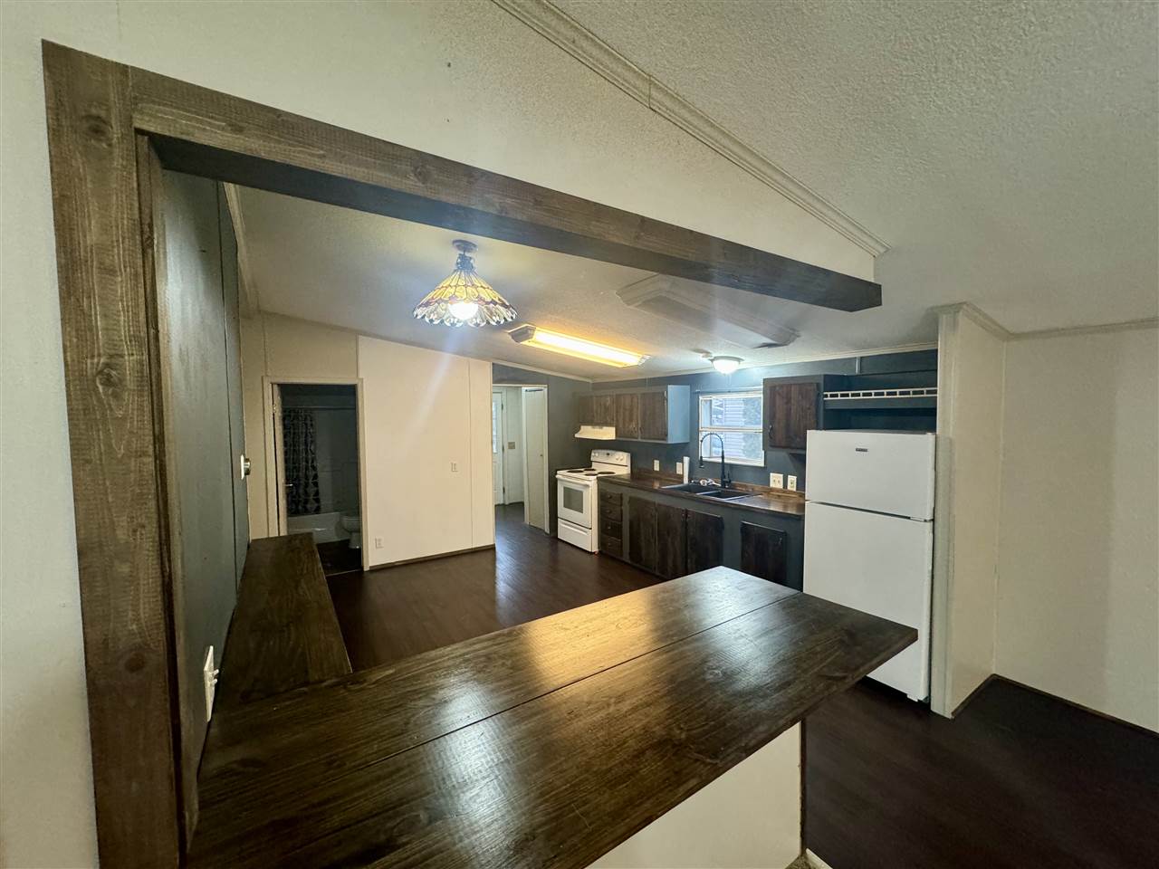 6685 N M-66 Unit: 182