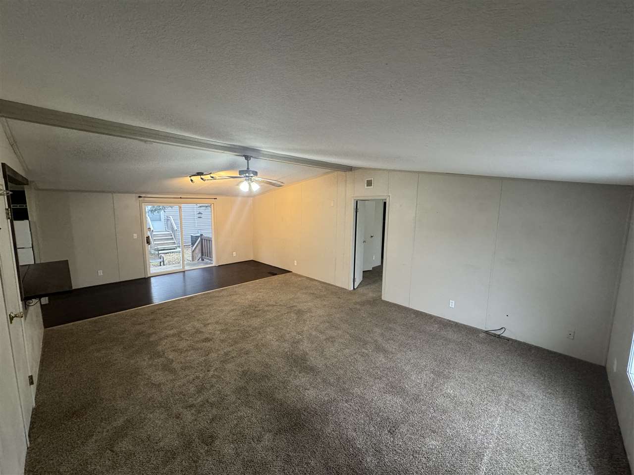 6685 N M-66 Unit: 182