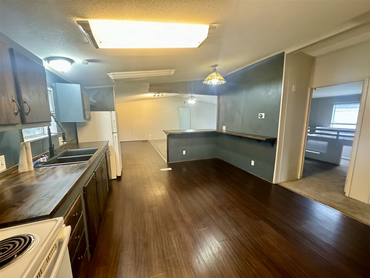 6685 N M-66 Unit: 182