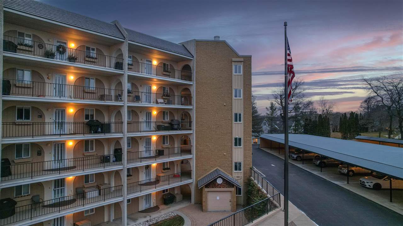 103 W Dixon Avenue Unit: 307