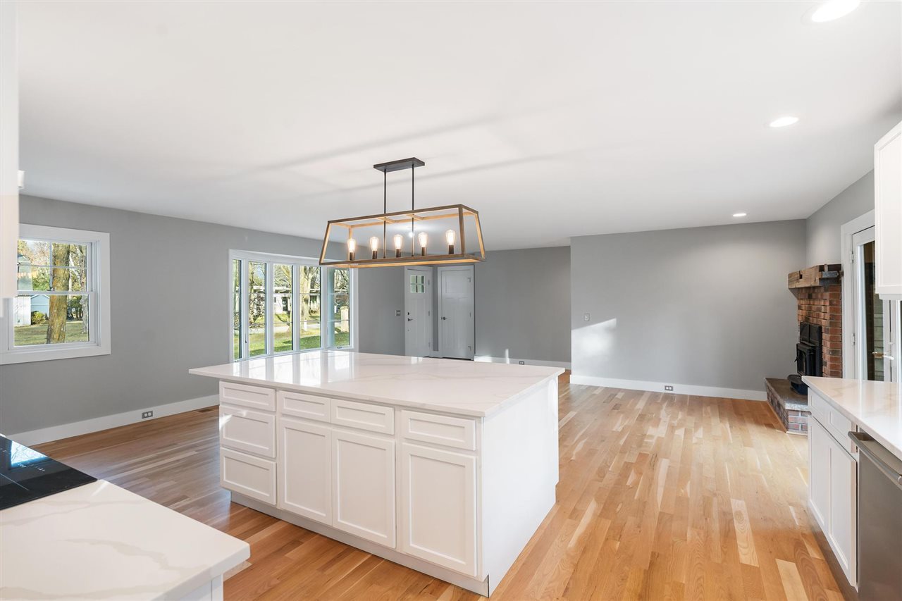102 Eagle Drive Unit: & 203 Chicago Ave