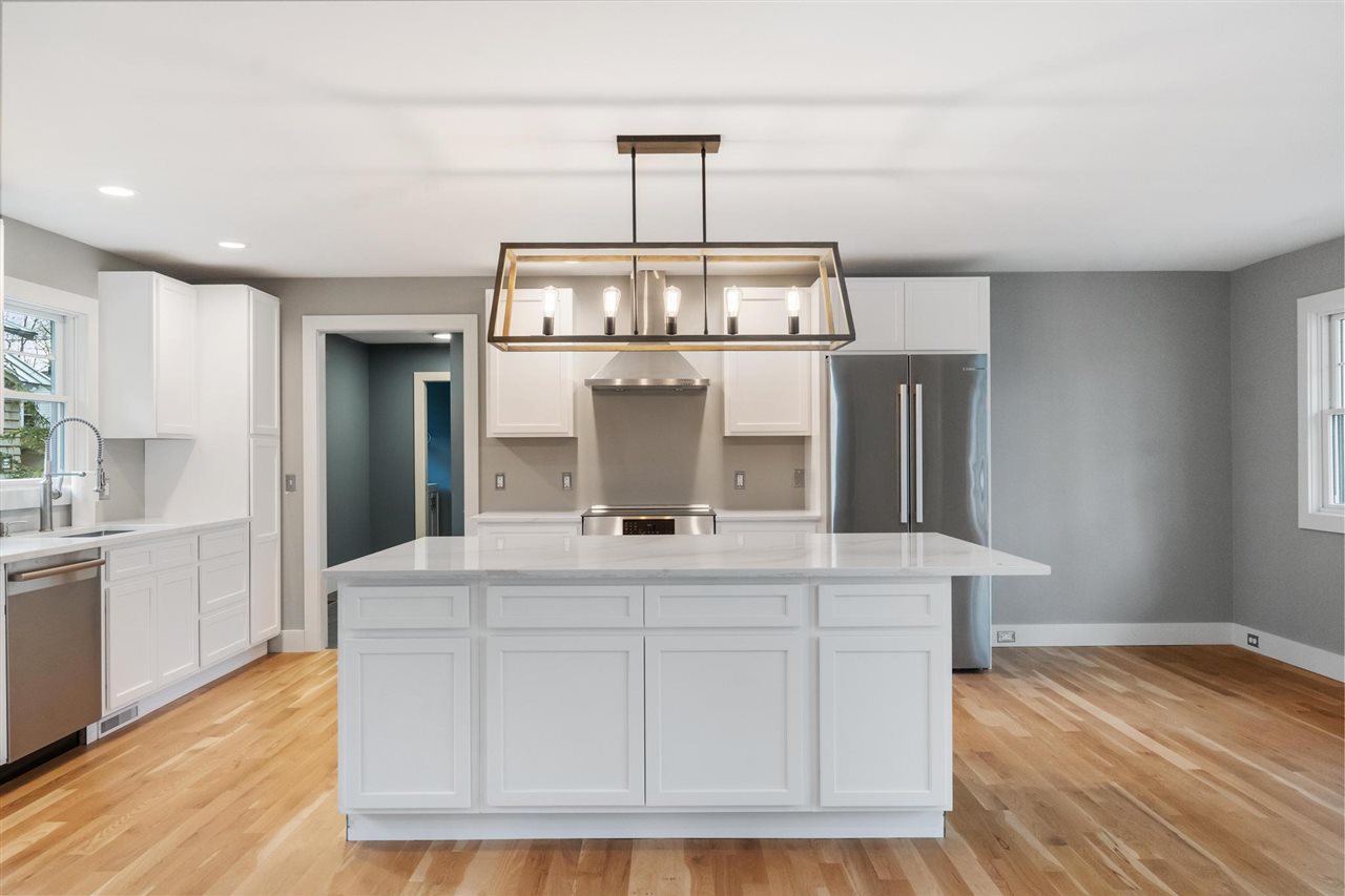 102 Eagle Drive Unit: & 203 Chicago Ave