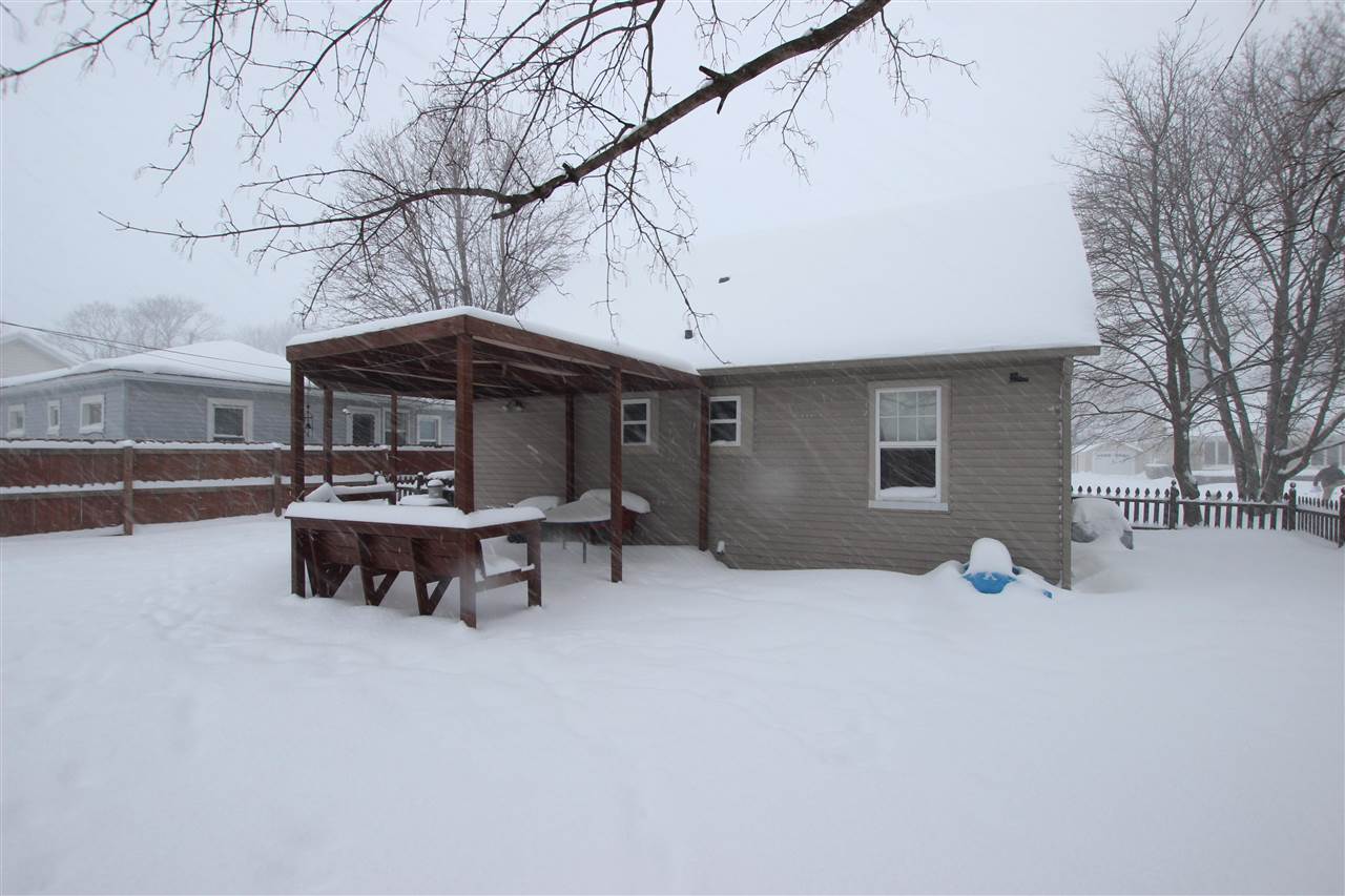 208 E Upright Avenue