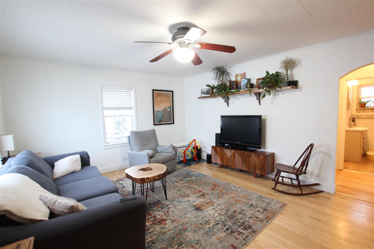 208 E Upright Avenue