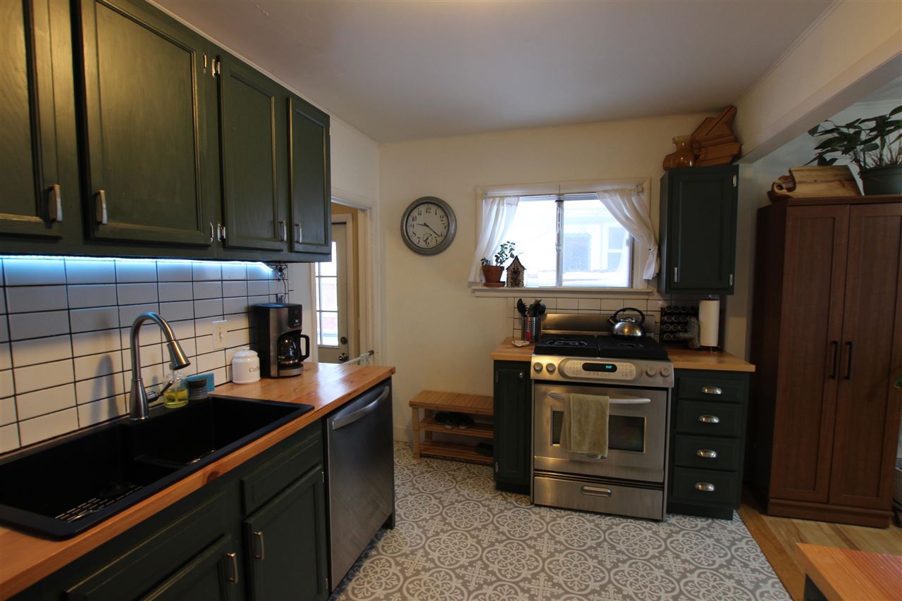 208 E Upright Avenue